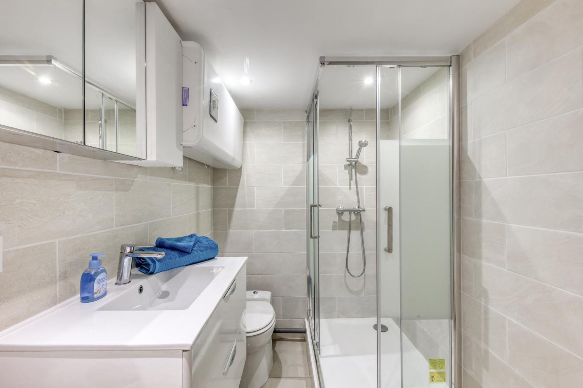 Studio Cosy - 35M2 - Paris -Disneyland - Rer A Noisy-le-Grand Luaran gambar